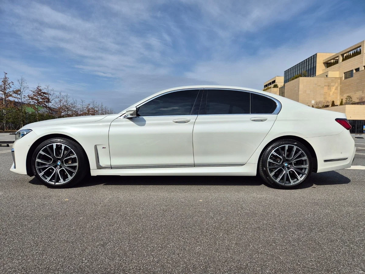 аренда BMW 7 серия  аренда BMW 7 серия